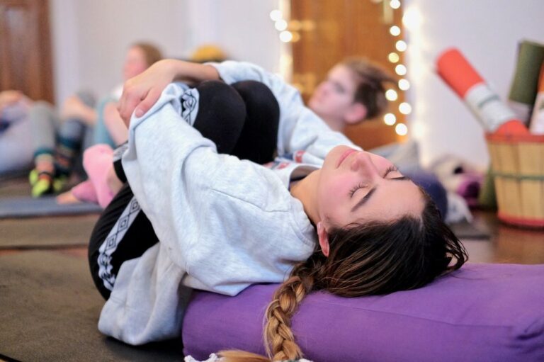 Beginning Yoga for Tweens | Small Online Class for Ages 8-12 Yoga for tweens near me